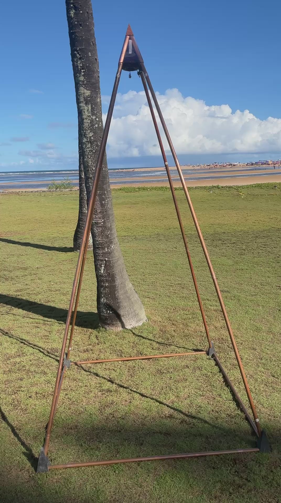 piramide para meditacao com torus em orgonite 3 metros com estrutura de tubos de cobre